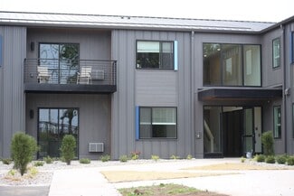 450 W 4th Ave, Oshkosh, WI 54901