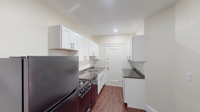 8 Vinal St unit 7, Brighton, MA 02135 - photo 3