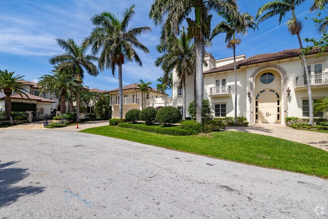 Opulent and spacious homes grace the streets of Delray Beach, radiating luxury.