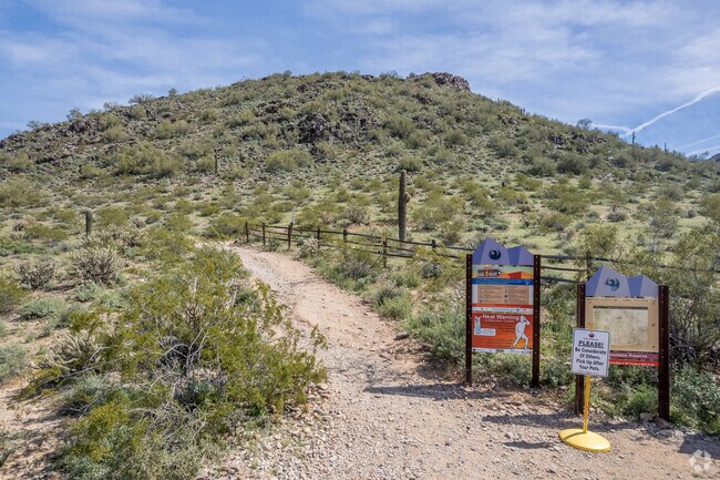 Explore the Dixie Peak trailhead in Paradise Valley.