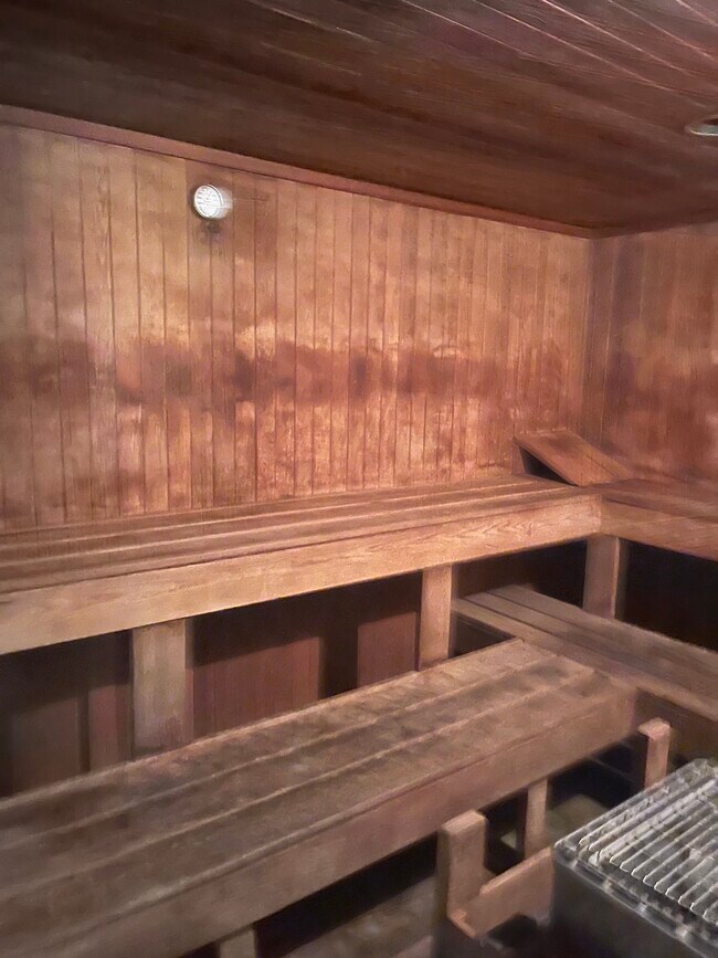 440 N Wabash Ave unit 1504, Chicago, IL 60611 - photo 3