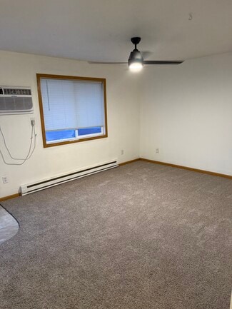 728 31st St N, Fargo, ND 58102