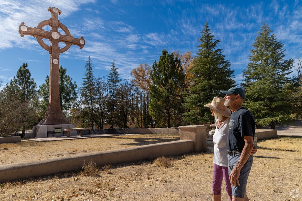 NH_SaintDavid_559670_V1_JH_P2_122424