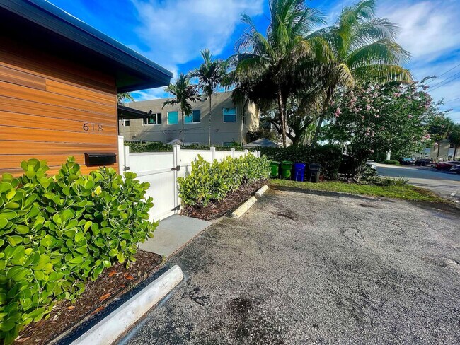 618 NE 14th Ave unit ID1369652P, Fort Lauderdale, FL 33304 - photo 7