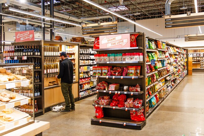 The PCC Market provides local and upscale groceries for the residents in Lake Burien.