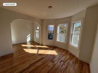 82 Hendrix St, Brooklyn, NY 11207