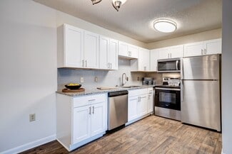 850 Carsonia Ave, Reading, PA 19606