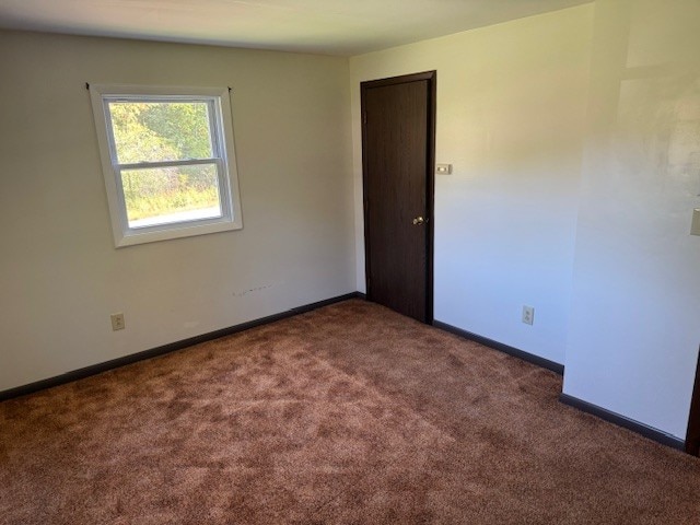 8 Madelyn St, Lisbon, ME 04250 - photo 5