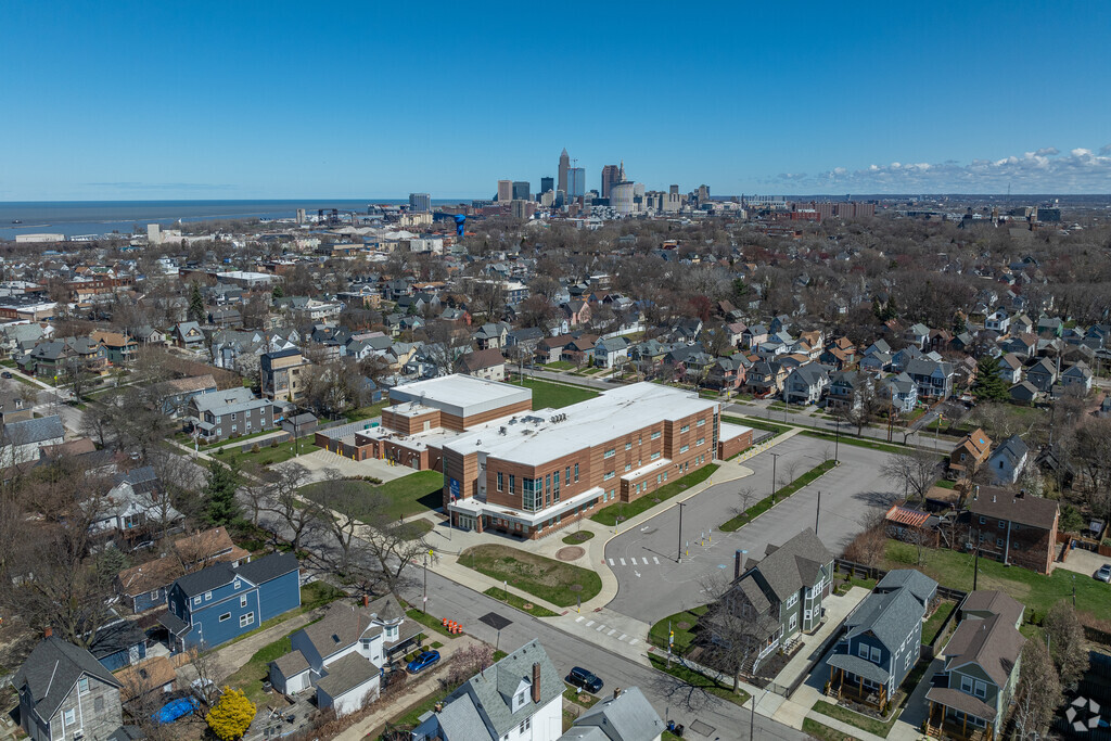 Students can easily walk or bike to Waverly Elementary.