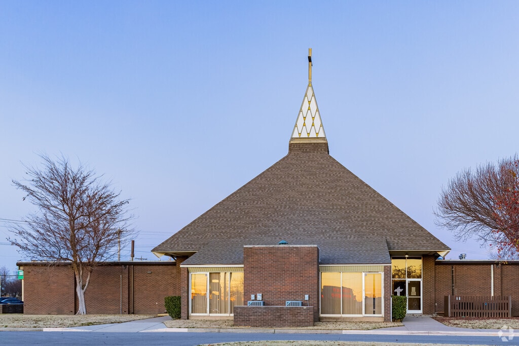 The church building is just sit by the St. John's Lutheran School.