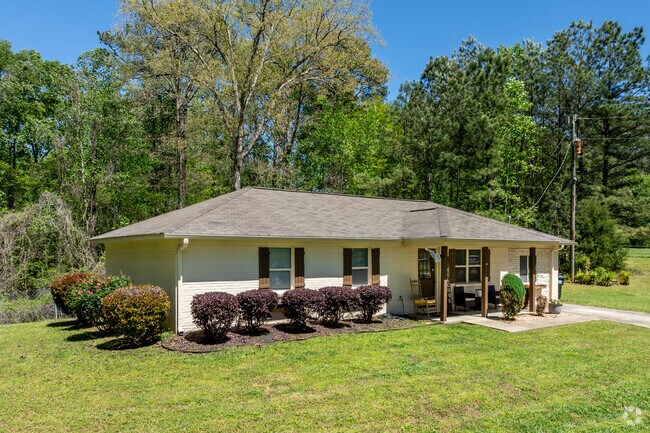 You can find ranch style homes from the 70s and 80s around Locust Grove.