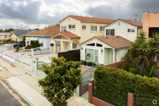 Homes with Spanish tile roofs are common in Castle.