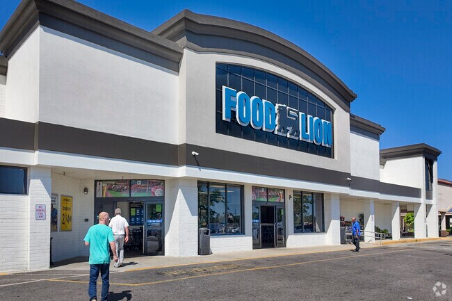 Food Lion has everything you need to stock up your kitchen.