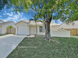 5888 Strawberry Lakes Cir, Greenacres, FL 33463