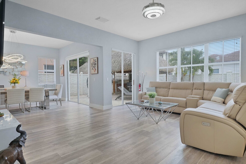 17933 NW 87th Place unit ID1029794P, Hialeah, FL 33018 - photo 1