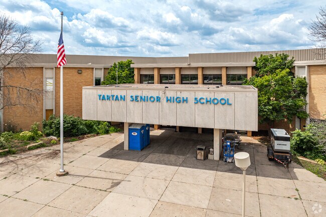 Tartan High School enrolls over 1600 students.