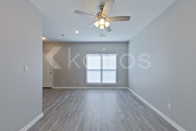 10005 W 20th St, Little Rock, AR 72205 - photo 2
