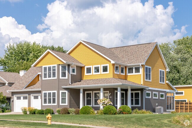 Large custom homes can be found throughout Northshore.