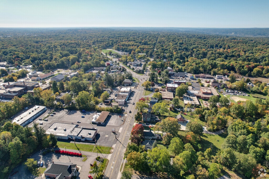 Sagamore Hills provides residents of Ohio a bit of suburban peace, just outside the cities of Cleveland and Akron.