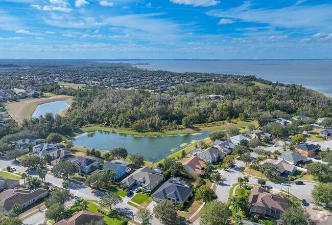 The city of Apopka overlooks beautiful Lake Apopka.