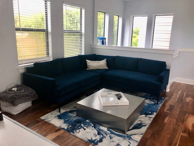 1501 Lorraine Loop, Austin, TX 78758 - photo 3