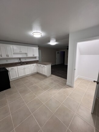 8270 Wall St Unit 2, Los Angeles, CA 90003