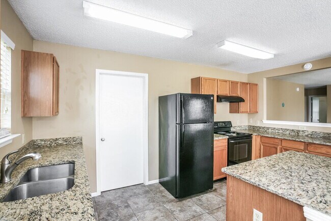 5768 N Peppereel Way, Mc Cordsville, IN 46055 - photo 6