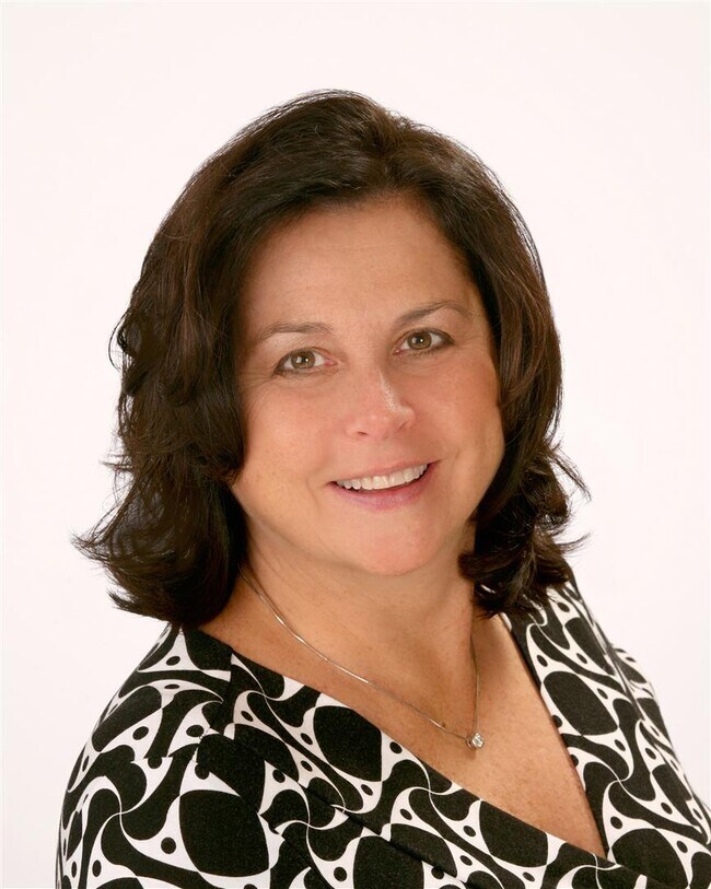 EILEEN DICK
