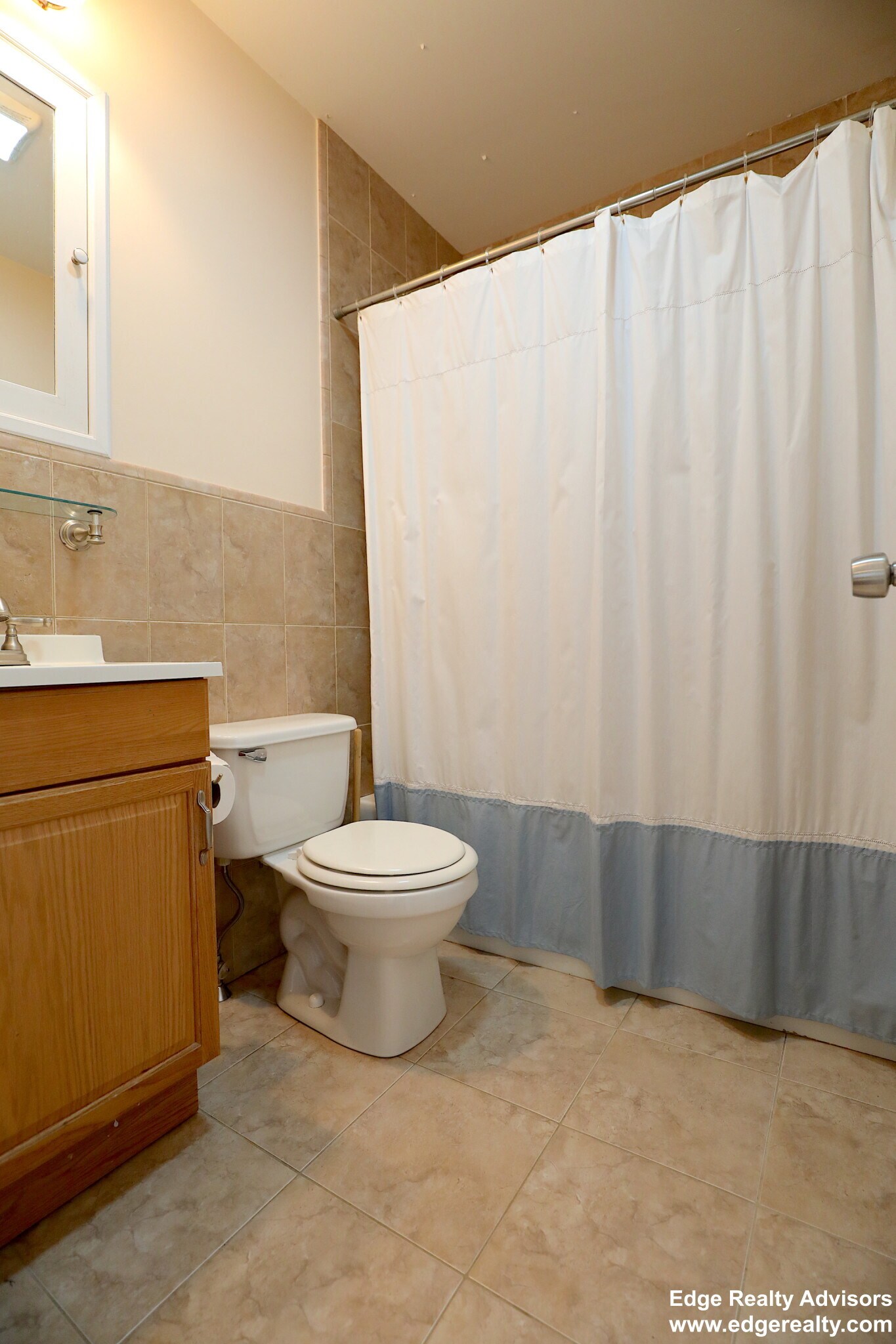 5 Delaware Place unit 4, Boston, MA 02135 - photo 1