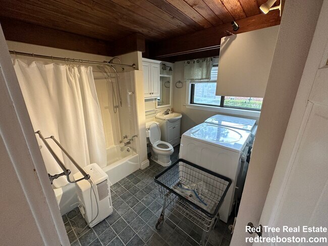 248 Garden St, Cambridge, MA 02138 - photo 7