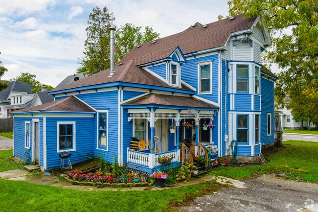 Architectural styles in Antioch include early 20th-century Victorian homes.