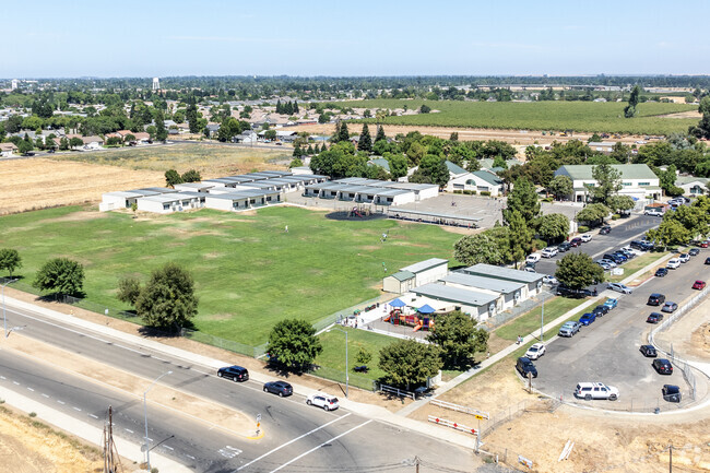 Welcome to Pioneer Elementary School in Merced.