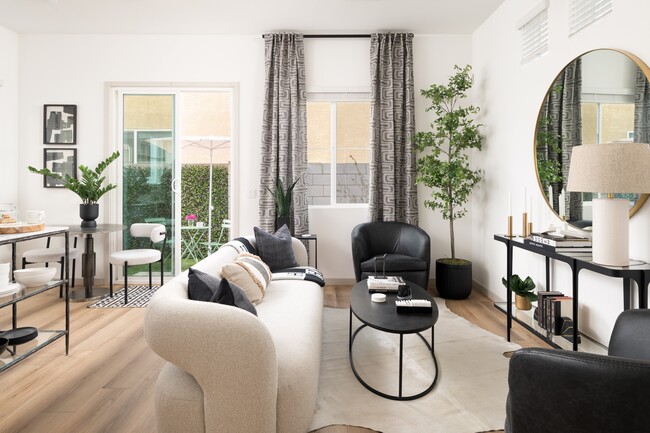 Bungalows on Henness, Casa Grande, AZ 85122 - photo 2