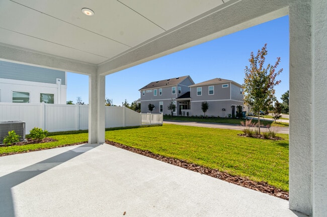 28796 Jujube Rd, Wesley Chapel, FL 33543 - photo 6