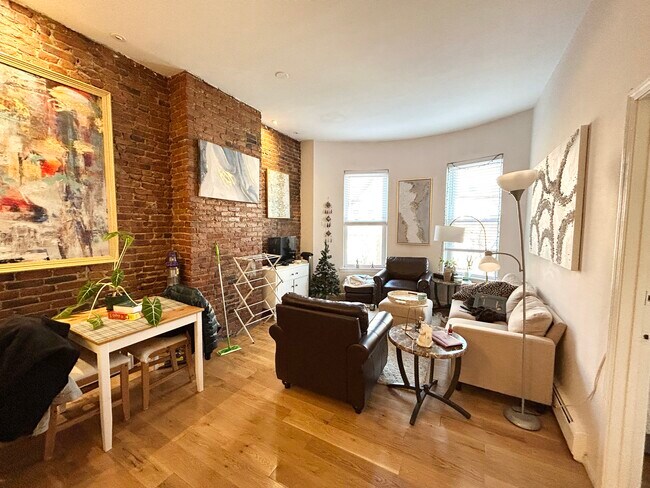204 Northampton St unit 1, Boston, MA 02118 - photo 4