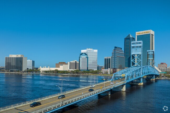 Downtown Jacksonville is about 9 miles away from Cedar Hills.