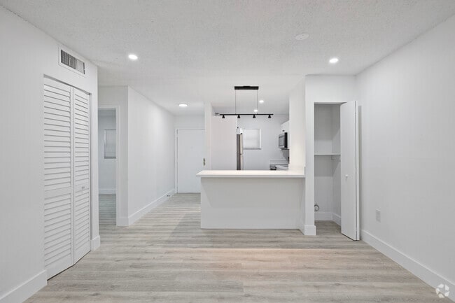 Allaire - 5525 SW 41 St. Pembroke Park, FL 33023, Pembroke Park, FL 33023 - photo 2