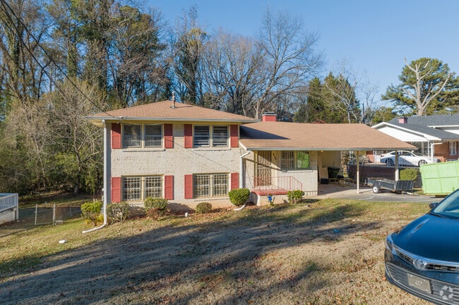 Some split-level homes in Baker Hills have covered car ports.
