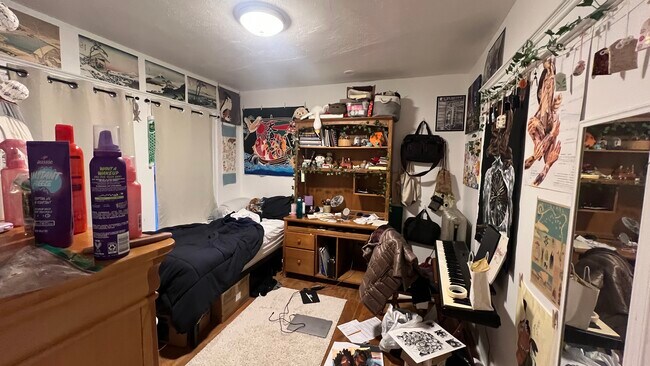 24 Chetwynd Rd unit 2, Somerville, MA 02144 - photo 7