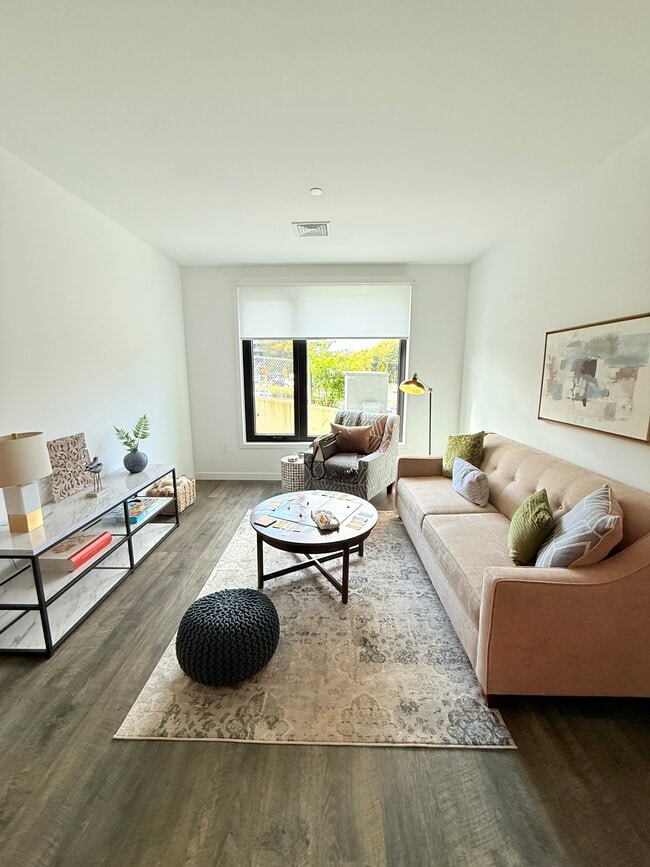 20 Stephenson Aman St unit 2, Somerville, MA 02144 - photo 7