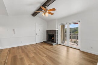 642 S Old Highway 141 Unit 642J, Fenton, MO 63026