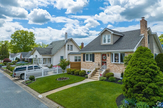 You'll find quaint Cape Cods homes on the residential streets of Union Park Gardens.