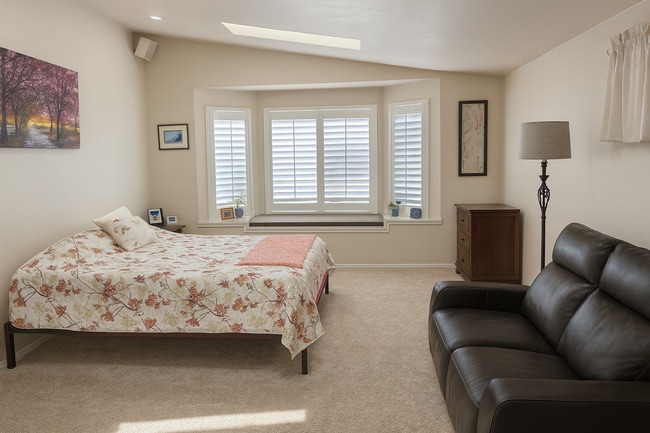 5336 Winthrop St, San Diego, CA 92117 - photo 2