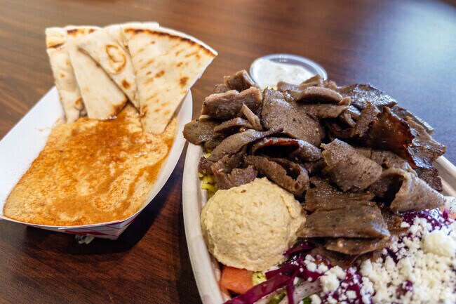Med Gyro & Shawarma provides daily lunch specials for customers to enjoy.
