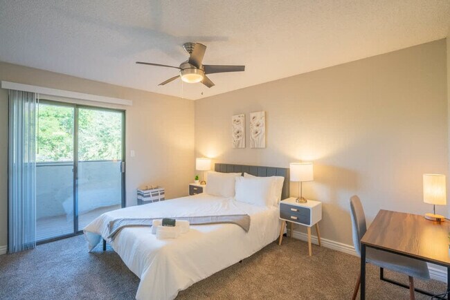 8550 E Mcdowell Rd unit ID1263114P, Scottsdale, AZ 85257 - photo 4