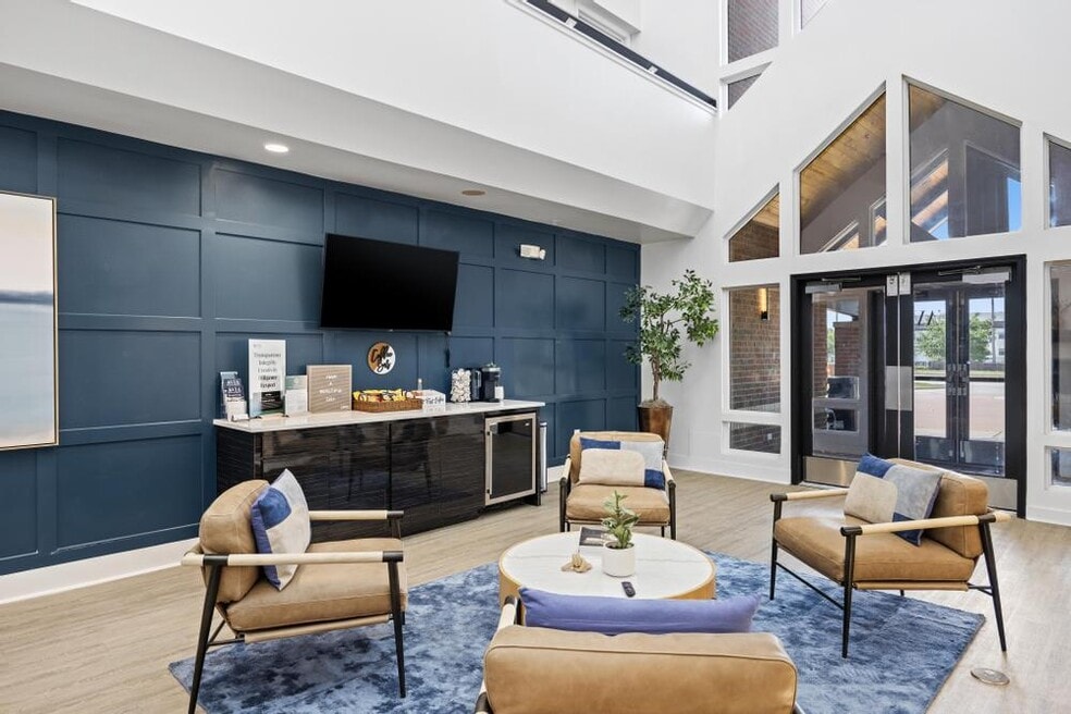 Avia Apartments on College Blvd (Overland Park), Overland Park, KS 66210 - photo 1