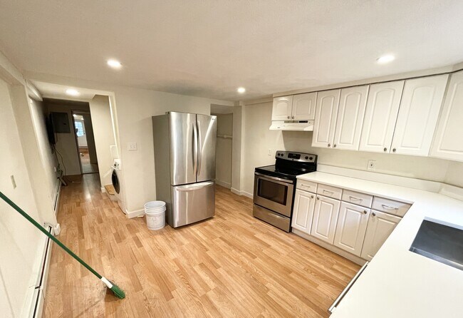 16 Greenwich St, Roxbury Crossing, MA 02120 - photo 3