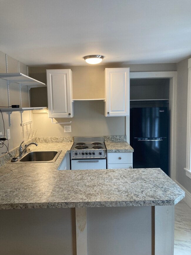 56 Rumford St unit 3, Concord, NH 03301 - photo 7