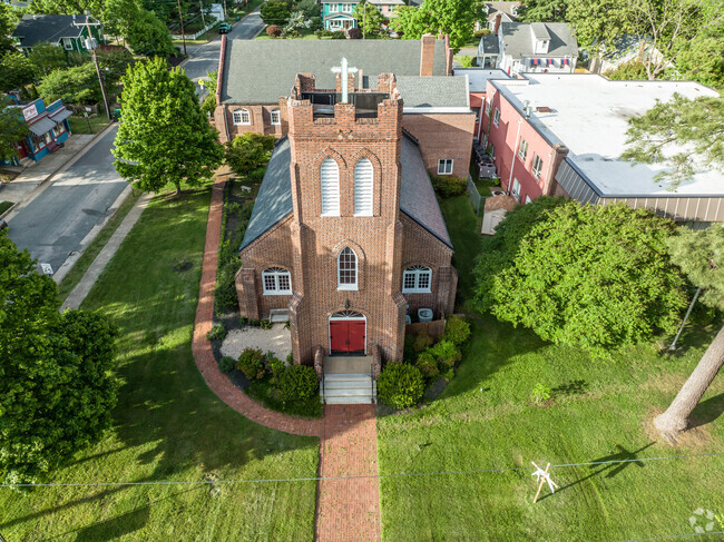Good Shepherd Episcopal School is located in Forest Hill.