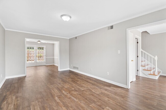 4827 Tower Rd, Greensboro, NC 27410 - photo 7